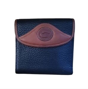 DOONEY&BOURKE| Vintage All Weather Leather Compact Trifold Wallet GUC